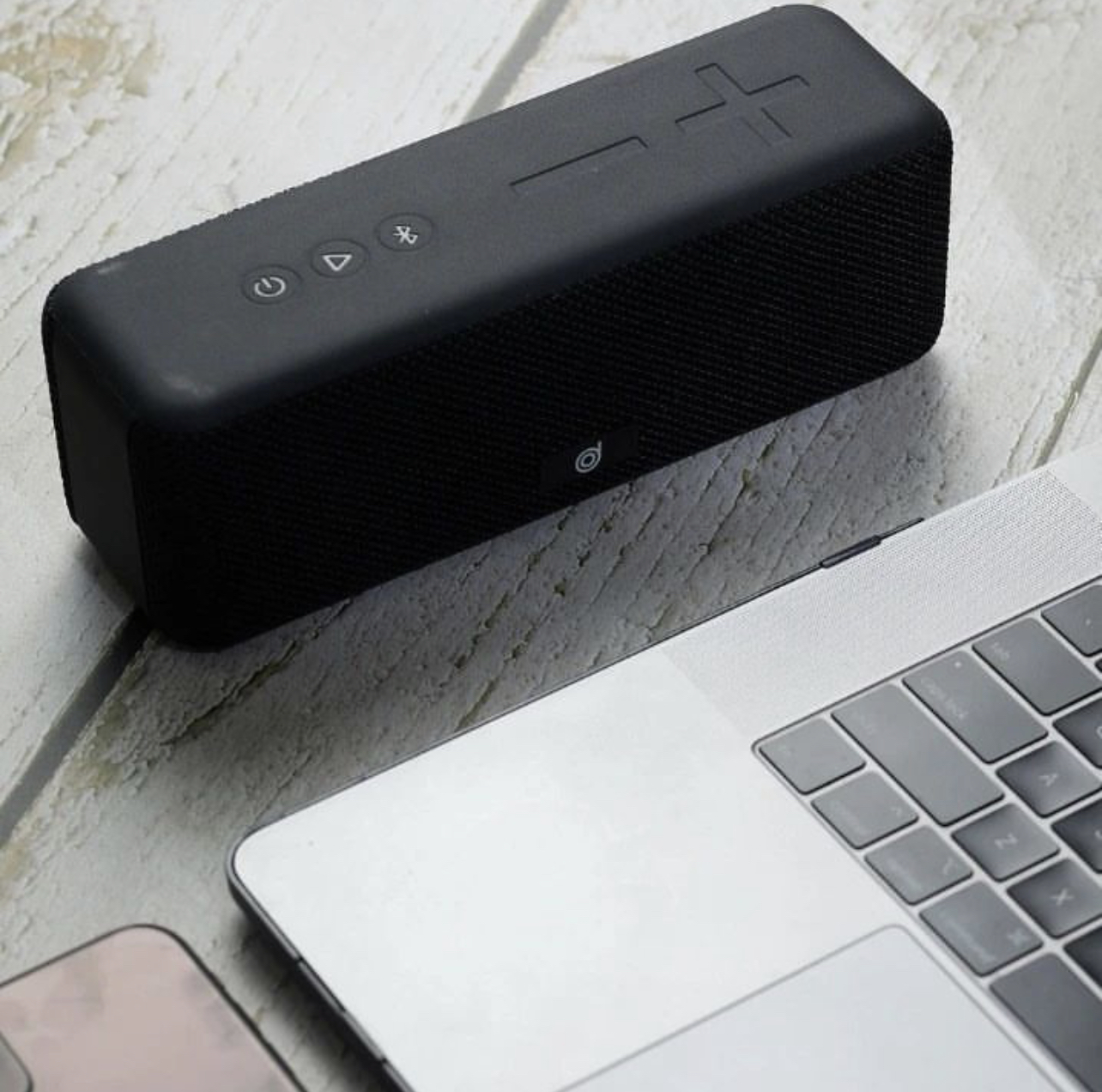 BoomMax Siri Enabled Bass Boost 20W Bluetooth Speaker - digifon